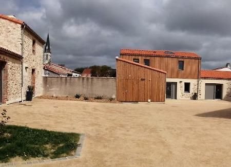 La Borderie - Maison Des Randonnees - Gite Etape - Gite De Groupe Vaire Екстер'єр фото
